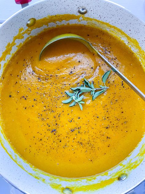 Jamaican Pumpkin Soup, Soup Jamaican, Vegan Garlic Bread, Cream Of Pumpkin Soup, Protein Benefits, Vegan Pumpkin Soup, Creamy Pumpkin Soup, Make Garlic Bread, Pumpkin Soup Recipe