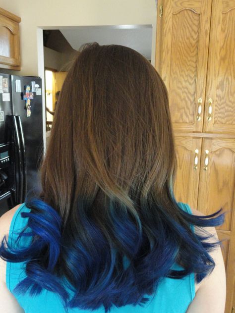 blue tips Brown Hair Dyed Blue, Blue Hair Tips, Blue Dyed Hair, Hair Dye Blue, Blue Tips Hair, Blue Brown Hair, Dyed Tips, Hair Dye Tips, Blue Ombre Hair