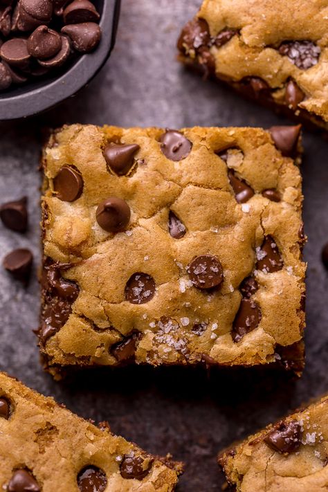 Easy Chocolate Chip Cookie Bars, Easy Chocolate Chip Cookie, Chocolate Chip Dip, Baker By Nature, Make Chocolate Chip Cookies, Easy Chocolate Chip Cookies, Chocolate Chip Cookie Bars, Dessert Party, Chewy Chocolate Chip