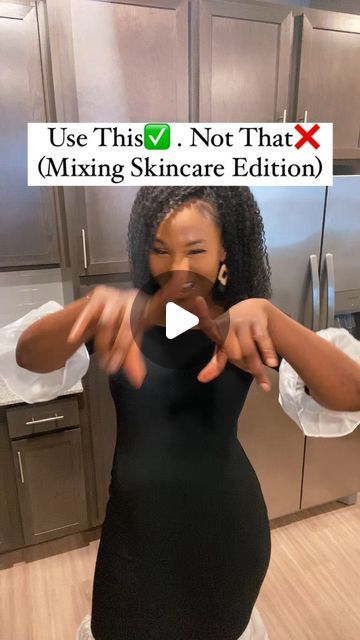 Rita (Chinenye) on Instagram: "DON’T MIX❌
▪️Benzoyl Peroxide & Retinoid = Makes Retinoid Less Effective/Increased Dryness
▪️Retinoid & AHA/BHA = Redness/Irritation/Inflammation
▪️Benzoyl Peroxide & Vitamin C = Oxidizes Vit. C

MIX✅
▪️Retinoid & Niacinamide = Glowy Complexion/Minimizes Potential Retinoid Irritation
▪️Niacinamide & Salicylic Acid = Acne Fighting/Oil Control
▪️Vitamin C & Sunscreen = Increased UV Ray Protection

- #skincareproducts #mixingskincareingredients #skincaretip #hyperpigmentation #skincareroutine" Salicylic Acid Acne, Benzoyl Peroxide, Vit C, Aha Bha, Skincare Ingredients, Oil Control, Salicylic Acid, Oil Control Products, Vitamin C