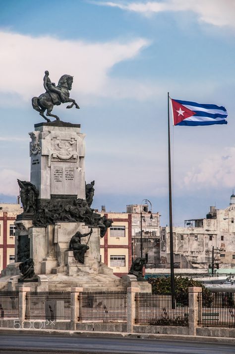 Cuba Country, Cuban Architecture, Cuba Culture, Cuba Pictures, Cuba Photography, Cuba Photos, Cuban Culture, Adventure Travel Explore, South Of The Border