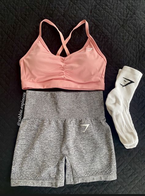 #GymFit #Fit #ootd #Gymoutfit #Cute #Gymshark Workout Clothes Gymshark, Gym Shark Bra, Gym Wishlist, Gymshark Aesthetic, Gym Shark Outfit, Gymshark Outfit, Bra Outfit, Gymwear Outfits, Gym Shark