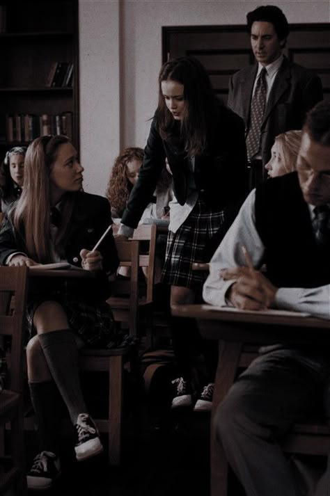 School Aesthetic, Preppy Aesthetic, Private School, Gossip Girl, Writing, Books