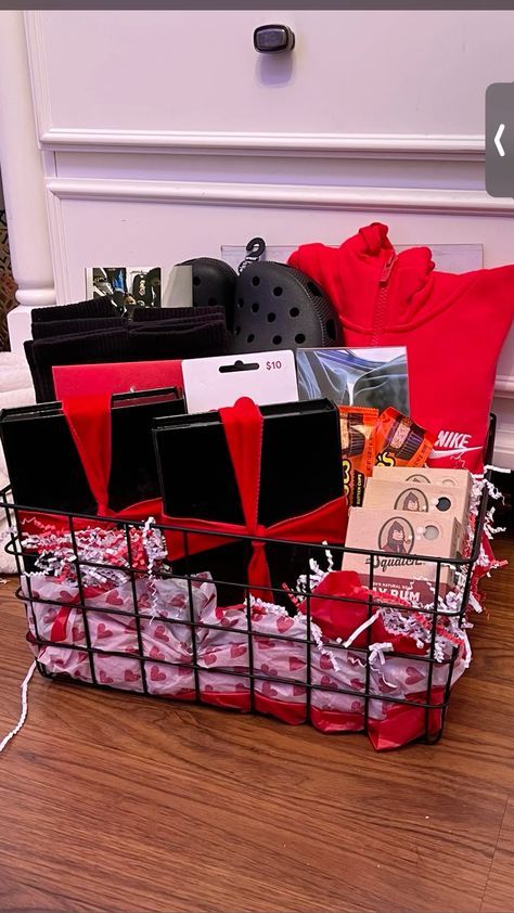 Valentines Snack Basket For Him, Valentines Bf Basket, Boyfriend Valentines Day Gifts Baskets Ideas, Things To Get Guys For Valentines Day, Boyfriend Basket Ideas Valentines Day, V Day Basket For Him, Cute Valentines Baskets For Boyfriend, Basket Valentines Day For Him, Guy Valentines Day Basket