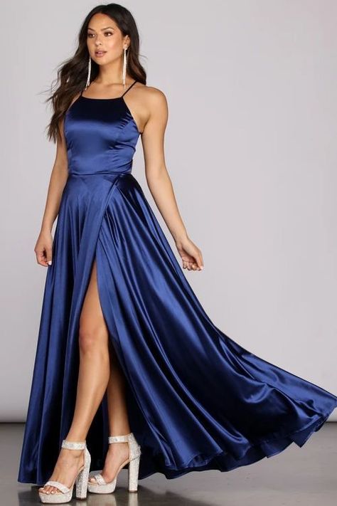 Windsor Prom Dresses, Dresses Windsor, Windsor Dresses Prom, Affordable Plus Size Clothing, Look Formal, Prom Dresses For Teens, Cute Prom Dresses, Floor Length Skirt, Pretty Prom Dresses