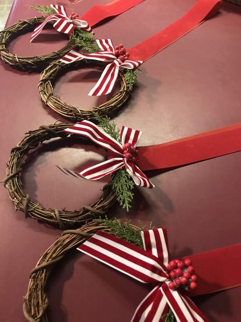 Mini Grapevine Wreath Ideas Christmas Ornament, Mini Grapevine Wreath Ideas, Tiny Wreaths, Mini Christmas Wreaths, Vine Wreaths, Thanksgiving Ornaments, Stick Wreath, Grapevine Christmas, Gulfport Mississippi