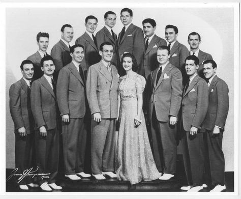 Glenn Miller Orchestra - with Gail Reese Glenn Miller Orchestra, Glen Miller, Jimmy Stewart, Glenn Miller, Jim Davis, The Marshall, Jazz Band, Jazz Age, Moving Pictures