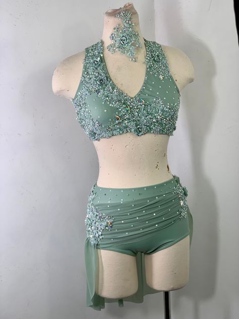 Green Dance Costume, Contemporary Dance Outfits, Solo Dance Costumes, Cute Dance Costumes, Pretty Dance Costumes, Solo Dance, Costume Green, Dance Costumes Dresses, Pawleys Island Sc