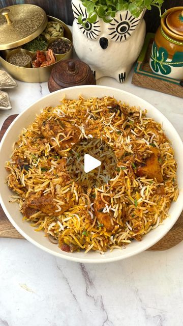 Neha🌻Anshu on Instagram: "Chicken Tikka Biryani Recipe😍
Save it to try later❤️

This Biryani is hands down my favourite of the one’s l have made so far! Marinated Chicken cooked with the finest @heavensharvestbasmati Rice on Dum. This Chicken Tikka Biryani will satisfy your craving for a spicy biryani like never before.!❤️

#foodiesfood_court #chickenbiryani #chickentikkabiryani #chickentikka #eid2024 #chicken #explorepage #biryanilovers #biryani #chickenrecipes #ramadan #eidrecipes #iftari #chickencurry" Spicy Biryani Recipe, Chicken Biryani Recipe Videos, Chicken Tikka Biryani Recipes, Tikka Biryani Recipe, Spicy Biryani, Chicken Tikka Biryani, Chicken Dum Biryani Recipe, Chicken Biryani Recipe, Eid Food