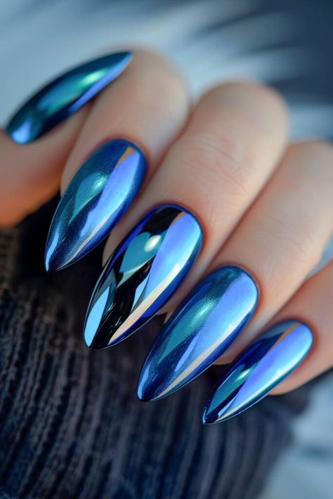 Blue Metallic Nails, Unique Nail Ideas, Shining Nails, Fresh Nail Ideas, Chrome Nail Design, Chrome Nail Designs, Nails Metallic, Red Chrome Nails, Blue Chrome Nails