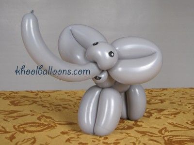 Balloon elephant Easy Balloon Animals, Clown Balloons, Elephant Balloon, Balloon Creations, Animal Elephant, Balloon Modelling, One Balloon, Balloon Crafts, Round Balloons