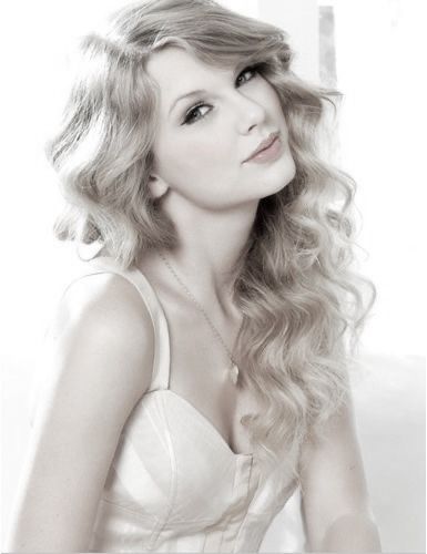 Pink Princess Aesthetic, Coquette Icon, Blonde With Pink, Estilo Taylor Swift, Taylor Swift Posters, Long Live Taylor Swift, Live Taylor, Taylor Swift Pictures, Pink Princess