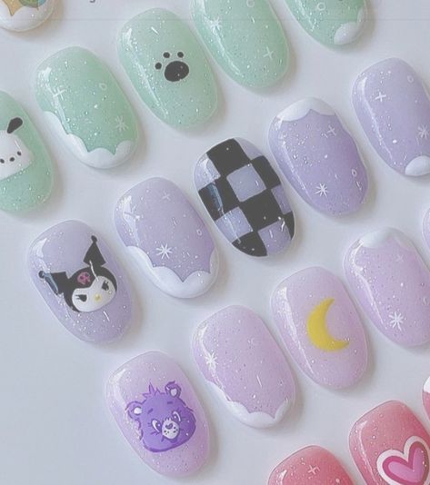 #nails #nailsart #nailsdesign Nail Ideas Kuromi, Cute Short Nails Purple, Kuromi Nails Short Simple, Sanrio Nail Art Kuromi, Pochacco Nail Art, Sanrio Nails Simple, Pochacco Nails, Clay Nails, Sanrio Nail Art