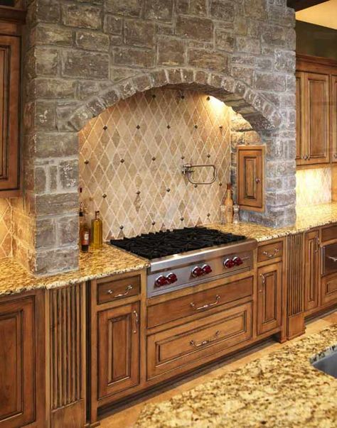 Brick Kitchen Ideas, Brick Stove, Stone Kitchen Design, Exposed Brick Kitchen, Stone Backsplash Kitchen, Trendy Kitchen Backsplash, Rustic Country Kitchens, Country Kitchen Designs, Brick Kitchen