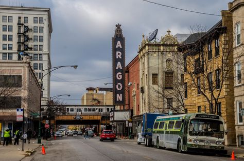 Uptown Neighborhood - [Chicago, IL] Aragon Ballroom Chicago, Uptown Chicago, Chicago Spring, Vintage Movie Theater, Chicago Theatre, Jazz Clubs, Chicago Pictures, Chicago Street, Foto Gif