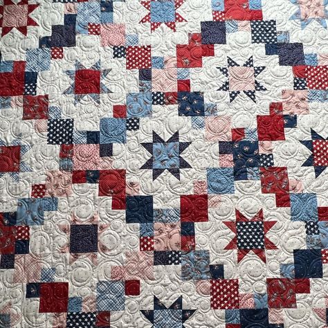 #QuiltsByKarenRantis on Instagram: “I’m so excited finally finished this quilt! The pattern is called Brightly! I used Minick and Simpson fabric Belle Isle for Moda, one of my…” Brightly Quilt, Unique Quilt Pattern, Irish Chain Quilt, American Quilt, Patriotic Quilts, Quilt Of Valor, Belle Isle, Holiday Quilts, Scrappy Quilt