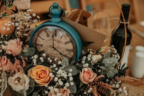 Table Centrepiece Decor Flowers Clock Alice in Wonderland Whimsical Wonderland Wedding Amber Louise Photography #wedding #centrepiece Clock Wedding Theme, Clock Wedding Decor, Clock Themed Wedding, Clock Centerpieces, Clock Alice In Wonderland, Alice In Wonderland Clock, Gala Centerpieces, Alice In Wonderland Wedding Theme, Whimsical Alice In Wonderland