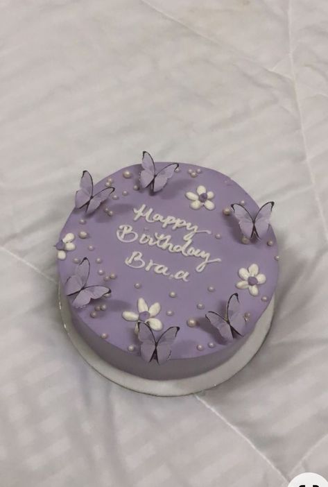 Happy birthday cake for girl 💜 14th Birthday Cake For A Girl, Aesthetic Cakes For Girl, Birthday Cake Ideas 13 Girl, 13 Girl Birthday Cake, Happy Birthday 14th Girl, Birthday Cakes For 14th Birthday Girl, Cake For Girls Birthday 13, Cake For 12 Year Girl, 10th Birthday Cake For Girl