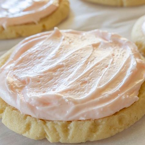 People Are Obsessed with Utah’s Pink Cookies—Here’s How to Make Them Pink Sugar Cookie Recipe, Swig Sugar Cookies, Pink Cookies, Pink Sugar, Sugar Cookies Recipe, Taste Of Home, Cookie Desserts, Copycat Recipes, Baking Ingredients