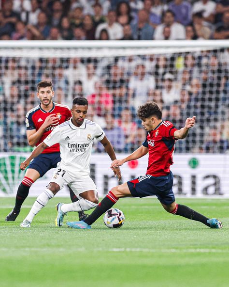 Real Madrid vs Osasuna Real Madrid Vs Osasuna, Neymar, Real Madrid, Basketball Court, Madrid, Basketball, Football, American Football