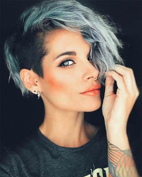 Lesbian Haircuts 2023 - 40 Bold & Beautiful Hairstyles - Our Taste For Life Lesbian Haircut Long, Lesbian Hair, Lesbian Haircut, Hairstyles Undercut, Elegance Hair, Short Undercut, Pixie Cut Styles, Short Hair Undercut, Athletic Hairstyles