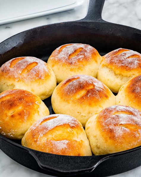 Nothing is easier than this 2 Ingredient Dough recipe! No yeast required, no kneading, just 2 simple ingredients! Featuring simple instructions for dinner rolls, pizza, pretzel bites, and flatbread. #2ingredientdough #noyeastdough #recipe #dinnerrolls 2 Ingredient Buns, Pizza Pretzel, Bouncy Egg, 2 Ingredient Dough, Bread Dough Recipe, 2 Ingredient Recipes, No Yeast Bread, Jo Cooks, Savory Scones