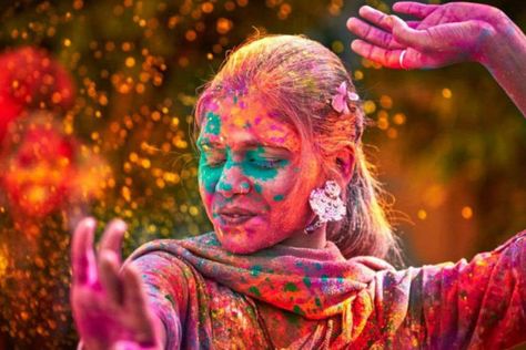 Holi Celebration India Holi Colors, Holi Celebration, Festivals Around The World, Hindu Festivals, Holi Festival, Color Festival, Happy Holi, Color Powder, Indian Festivals