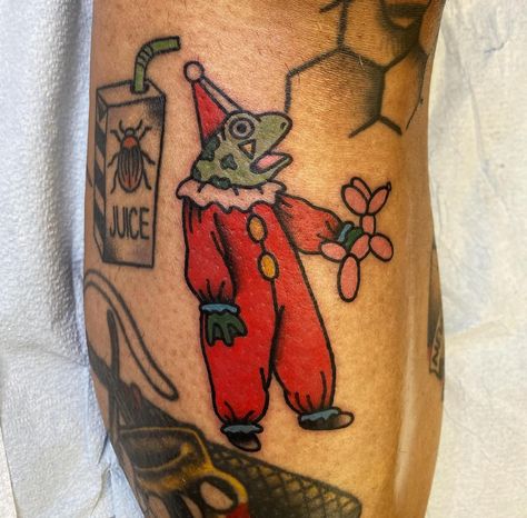 Clown froggie 🐸 Appointments Available-DM or email to book Clown Pinup Tattoo, Clown Pinup, American Traditional Clown, Traditional Clown Tattoo, Pinup Tattoo, Patchwork Tattoo, Clown Tattoo, Pin Up Tattoos, Appointments Available