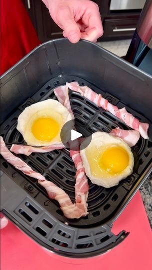 Kabasa Recipes, Easiest Breakfast, Eggs And Bacon, Airfryer Recipes, Air Fryer Dinner Recipes, Air Fryer Recipes Healthy, Breakfast Recipe, Pop It, Fryer Recipes