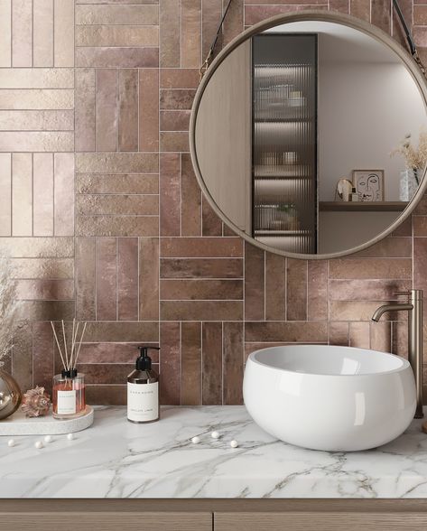 🎉NEW COLLECTION🎉 Introducing our stunning new Molten Brick Ceramic Subway Tile collection! These metallic wall tiles are glazed in silver, gold, and bronze hues, mimicking the look of precious metal bars. Each 2.5” x 9.84” tile comes in a box of 30, covering about 5.060 square feet. With their high level of variation, every tile is unique, adding a glamorous vintage touch to any interior wall! Swipe to the end to see the most gorgeous golden kitchen backsplash featuring our Molten Gold Bri... Golden Kitchen, Metallic Wall Tiles, Molten Gold, Ceramic Subway Tile, Metal Bar, Interior Wall, Subway Tile, Precious Metal, To The End