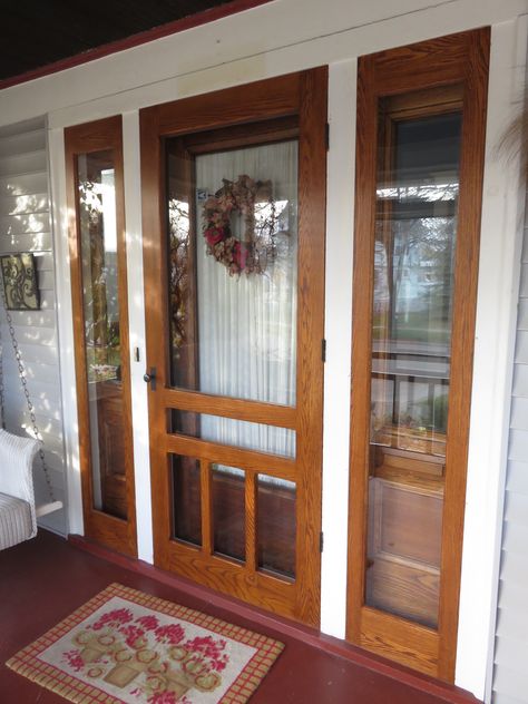 Traditional Screen & Storm Doors l Welcome Model Screen & Storm Door with SL-01 Storm  Sidelights http://www.vintagedoors.com/tscreenstorm.html Storm Door Makeover, Glass Screen Door, Front Door With Screen, Wood Storm Doors, Glass Storm Doors, Old Screen Doors, Wooden Screen Door, Wood Screen Door, Diy Screen Door