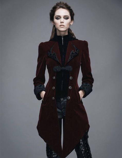 Moda Steampunk, Victorian Coat, Steampunk Jacket, Gothic Clothes, Gothic Victorian, Victorian Clothing, Modieuze Outfits, Black Women Fashion, Gothic Outfits