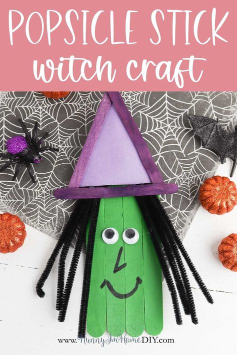 How much do your kids love Halloween? If they’re excited about dressing up and getting candy, make sure they stay in the Halloween spirit until the big day with some simple crafts for kids! With this popsicle stick witch craft, your little ones can make their very own witch for Halloween. And the best part about this simple craft is that you only need a handful of supplies to put it together! Witch Craft For Kids, Popsicle Sticks Halloween Crafts, Dollar Tree Halloween Crafts, Kindergarten Halloween Crafts, Cute Popsicle, Candy Corn Crafts, Halloween Sensory, Halloween Kindergarten, Spider Crafts