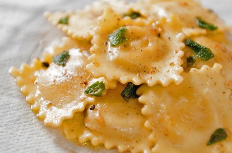 Pumpkin Ravioli with Brown Butter Sage Sauce for Festive Friday! • The Heritage Cook ® Brown Butter Sauce Recipe, Ravioli Recipe Homemade, Brown Butter Sage Sauce, Sage Recipes, Pumpkin Ravioli, Brown Butter Sauce, Homemade Ravioli, Sage Butter, Light Appetizers