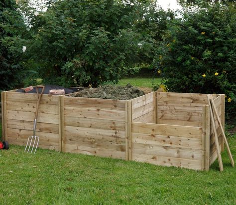 Wooden Compost Bin, Box Extension, Exterior Wood Stain, How To Make Compost, Yard Waste, Forest Garden, Garden Buildings, Exterior Wood, Composting