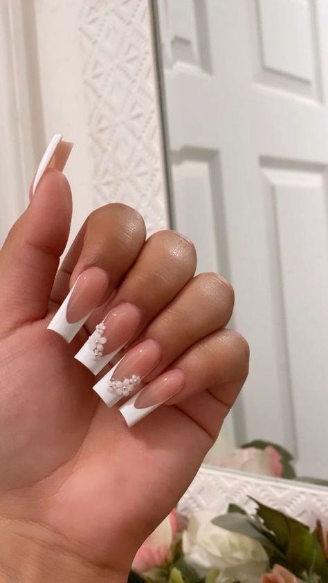 Simple White Nail Designs Square, Ombré Design Nails, Nail Inspo Graduation, Graduation Nails Coffin, Black And White Square Nails, Graduation Nails Square, Graduation Nails Short, Simple Graduation Nails, White Nails Square