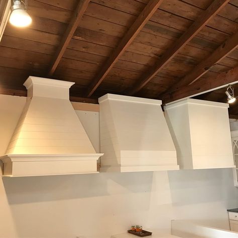 Custom Range Hoods | Kitchen Design Ideas | Hollingsworth Home Range Hood Shapes, Range Hoods Ideas Farmhouse, Kitchen Hoods Ideas, Cooktop Hoods, Rancher Remodel, Wood Hood Vent, White Range Hood, Range Hood Ideas, Wood Range Hoods