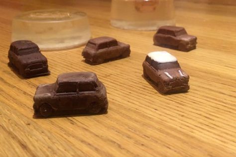 Picture of Mini Chocolate Cars - From Gelatin Molds Chocolate Car, Cars Cheap, Food Molds, Gelatin Molds, Food Mold, Tiny Cars, Make Food, Birthday Diy, Cars Birthday