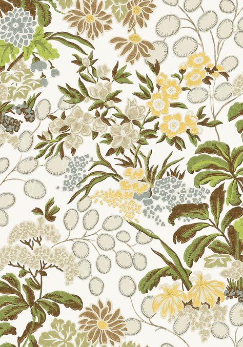 A lush field of flowers grows wildly in this large-scale pattern. Wild and organic, Meadow features money plant seeds that add an airy, circular motif to the stylized florals and leaves. #floralwallpaper #interiordesign #homedecor Meadow Wallpaper, 2024 Wallpaper, Money Plant, Wallpaper Green, Scale Pattern, Field Of Flowers, Plant Seeds, Green Collection, January 2024