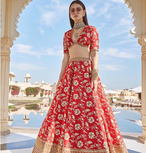 #AnitaDongre #AnushreeReddy #ArpitaMehta #LightBucketProductions #needleeyedesignerboutique #Rupasso-MakeupbyPratishthaArora #SabyasachiMukherjee #TheMemoryWriters #SwatiVerma #ANJALEEANDARJUNKAPOOR Mythology Fashion, Sabyasachi Blouse, Lehenga With Price, Sabyasachi Collection, Sabyasachi Bridal, Red Lehenga Choli, Sabyasachi Lehenga, Pakistani Style, Lehnga Dress