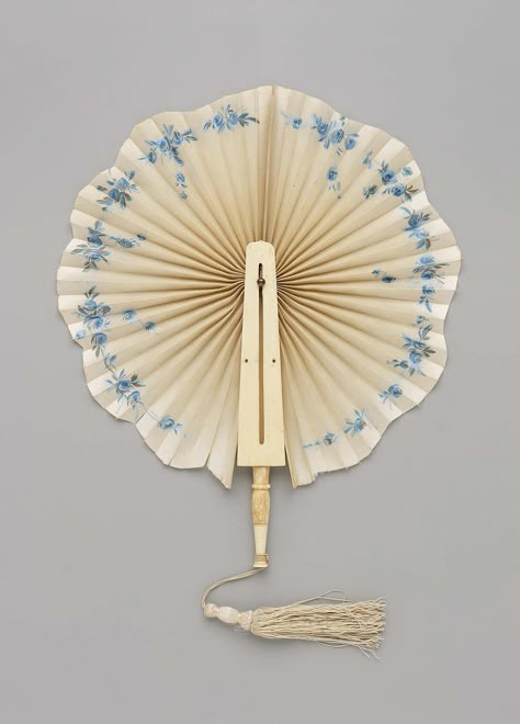 1875, America - Cockade fan - Silk, pigment, ivory, brass, silk cord and tassel Rose Border, Blue And Bronze, Antique Fans, Chinese Fan, Vintage Fans, Hand Fans, School Accessories, Paper Fans, Hand Held Fan