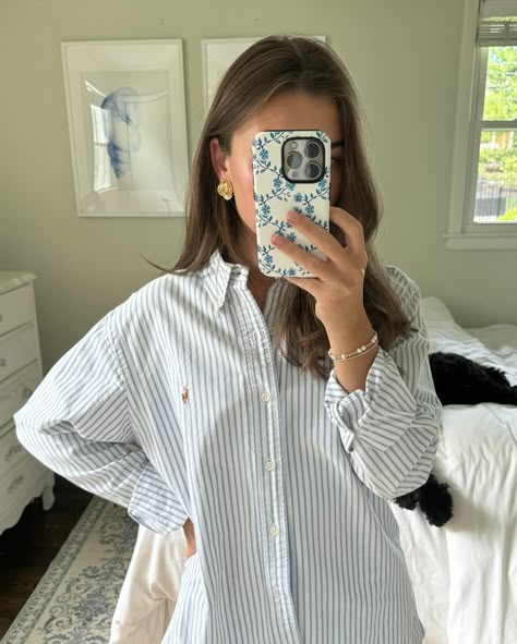 new mirror same me ✨🦋🐚🌊♥️🍂🍋 • • oops, I did it again (stealing Seth’s shirt) - Brittany spears • • preppy style | classic fall outfit inspo | fall aesthetic | Ralph Lauren style | button down outfit | fall outfit idea | blue and white | Pinterest inspired | countryside aesthetic | classic American style | fall fashion | coastal fall #coastalcarly #coastalgranddaughter #preppy #preppystyle #preppyfashion #classic #classicstyle #classicaesthetic #grandmillennial #falloutfitideas #grandmillenn... Coastal Fall Outfits, Aesthetic Ralph Lauren, Nyc Fall Outfits, Button Down Outfit, Countryside Aesthetic, Coastal Fall, Nyc Fall, I Did It Again, Watercolour Ink