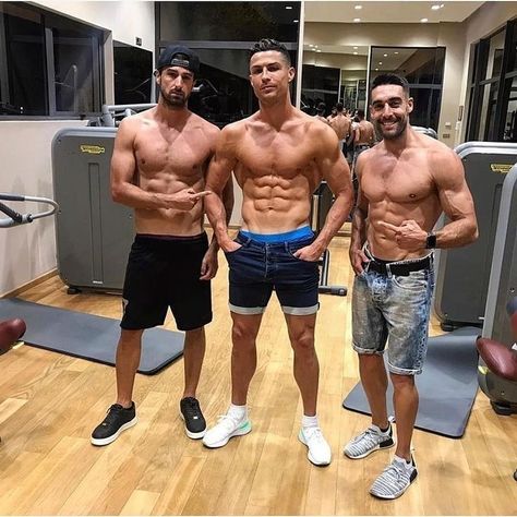 Cristiano Ronaldo Workout, Ronaldo Shirtless, Cristiano Ronaldo Shirtless, Cristiano Ronaldo Body, Ronaldo Jr, Real Madrid Champions League, Cristiano Jr, Cristiano Ronaldo Portugal, Cristiano Ronaldo Juventus