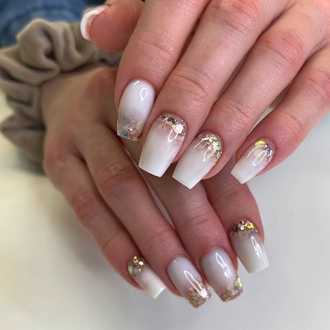 Milky White Glitter Nails, Milky White Nails, Ombre Glitter, White Glitter Nails, Ombre Nails Glitter, White Ombre, Glitter Ombre, Milky White, White Glitter