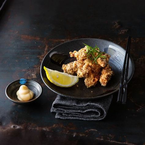 Japanese Tapas Dishes, Bp Picture, Izakaya Food, Karaage Chicken, Listening Bar, Street Food Design, Japanese Bar, Popular Dishes, Japanese Street Food