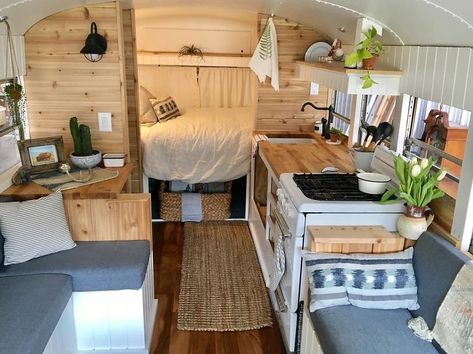 Caravan Vintage, Bus Living, Short Bus, Caravan Renovation, Kombi Home, School Bus Conversion, Rv Makeover, Campervan Interior, Camper Makeover