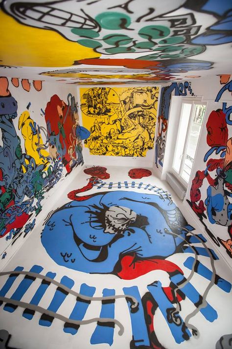 Graffuturism House Mural, Mod Art, Graffiti Pictures, Abstract Graffiti, Typography Alphabet, Murals Street Art, Book Inspiration, Mural Art, Art Movement