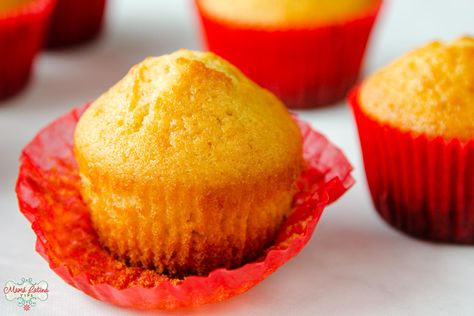 Mexican Muffin Recipe, Mexican Bread Recipes, Mexican Muffins, Mantecadas Recipe, Masa Recipes, Soft Bread Recipe, Fiesta Recipes, Ww Breakfast, Mexican Bread