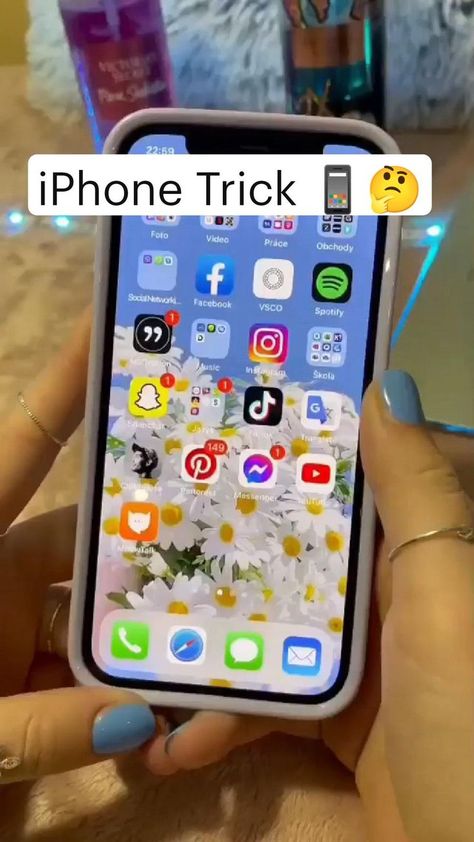 Life Hacks Iphone, Life Hacks Phone, I Phone 11, Apple Watch Hacks, Iphone Tutorial, Photo Tricks, Iphone Secrets, Mobile Tricks, Phone Hacks Iphone