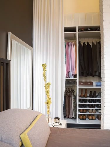 New apartment, good vibes...cozy curtains. These will be perfect for the washer and dryer area!! Closet Organization Solutions, Organiser Son Dressing, Small Apartment Storage, Diy Bedroom Storage, Closet Curtains, Closet Shoe Storage, Apartment Storage, Beautiful Closets, Open Closet